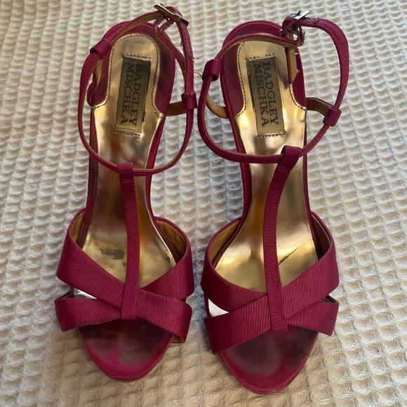 Badgley Mischka Shoes - Badgley Mischka Glam Eventwear Purple T Strap Stiletto Heels W/ Dust Bag Sz 6.5